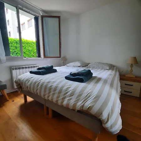 11 Avenue Du Thiou Apartment